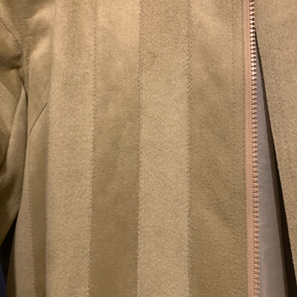 Jacket - Picture 2 of 4